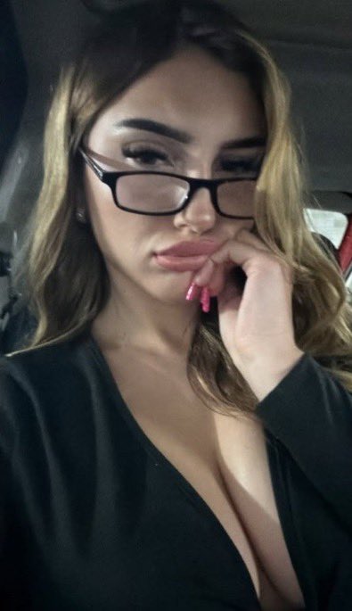 KatiaFaedo's tweet photo. crazy face card https://t.co/8iukzHiLnE