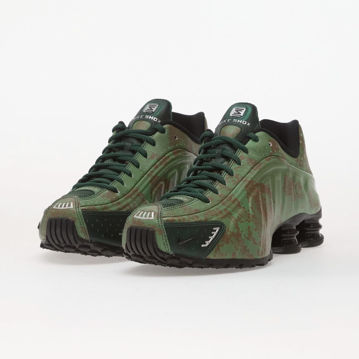 snksng's tweet photo. Nike “SHOX R4 SP” https://t.co/XSbvljGKEP