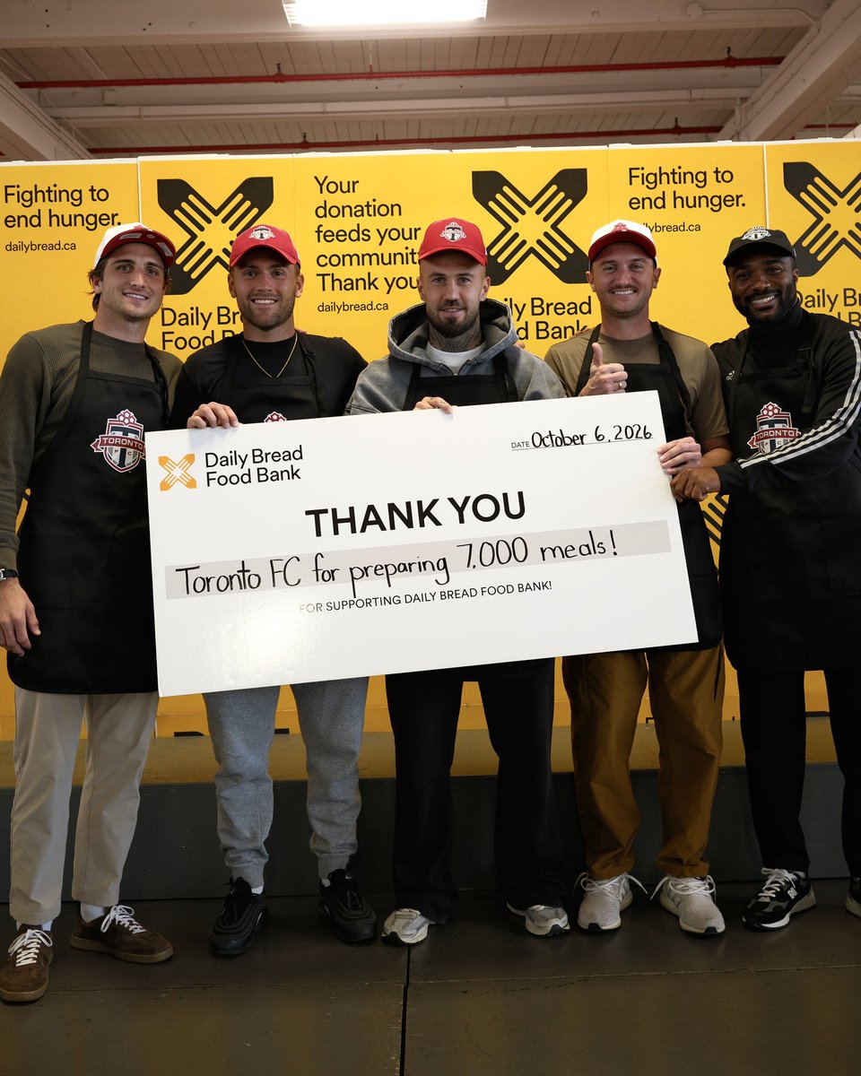 TorontoFC's tweet photo. a day with @DailyBreadTO 🫶

7000 meals! 🍝 https://t.co/7fh31WpgWt