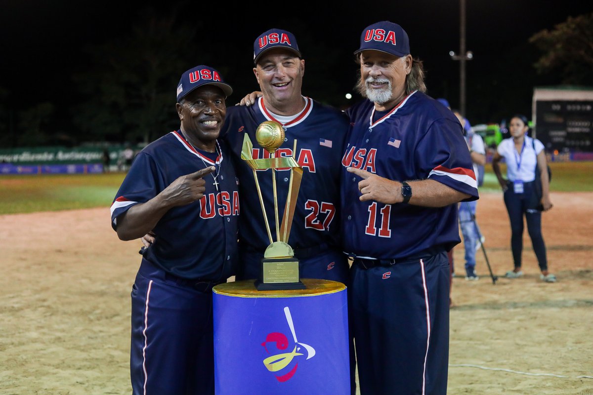 USASoftballJMNT's tweet photo. Couldn’t do it without them 🫡🇺🇸 

Happy #NationalCoachesDay!

#U18MNT | @USASoftball https://t.co/9OFuKyPfsa