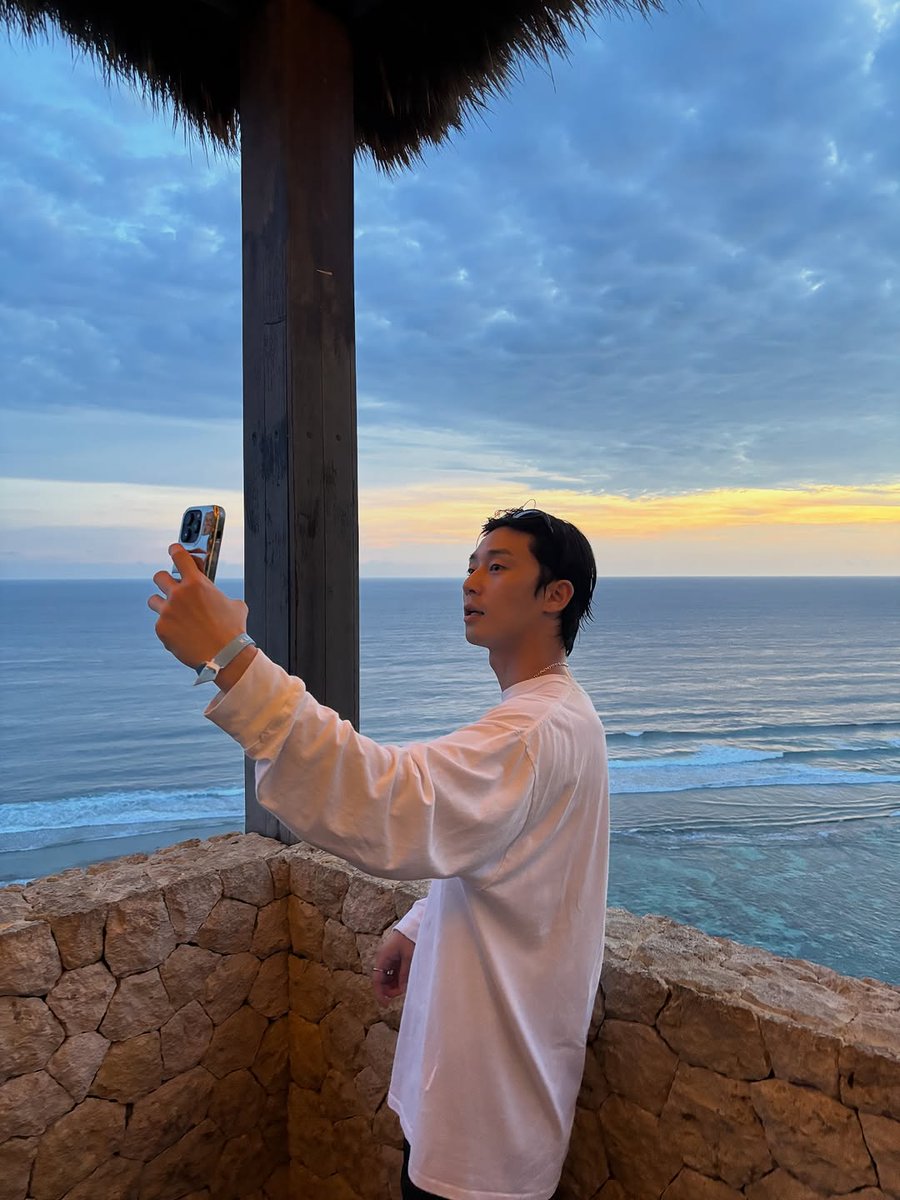 michelearm3lt's tweet photo. 경도를 기다리며 보내온 날들 Part 1. https://t.co/W4Hfmu1Hjg