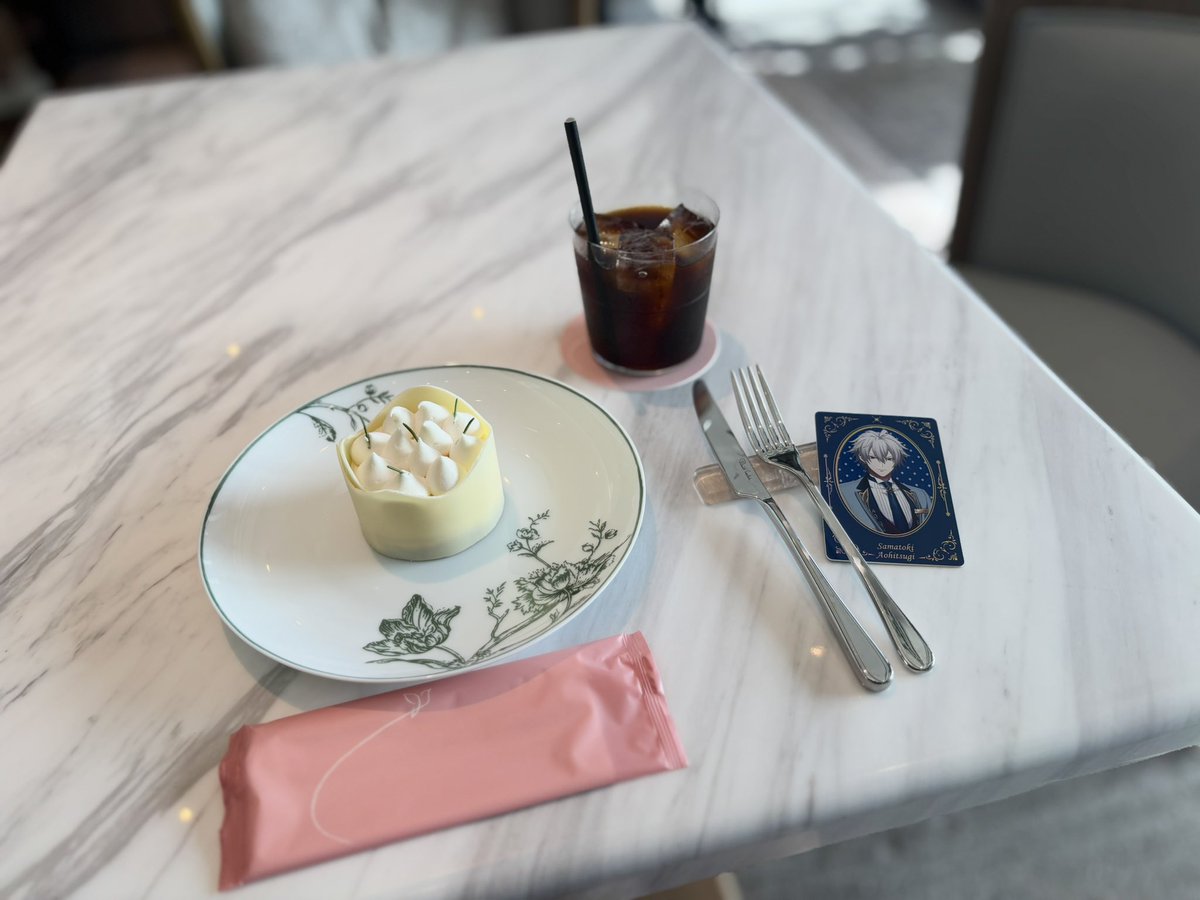 samanyanko11's tweet photo. 📍Songbird (栄/ザ・ランドマーク名古屋)

レモンベイクドチーズケーキ濃厚でとっても美味しかった(♡o♡)💕🍋 https://t.co/yQl9OfMPGa