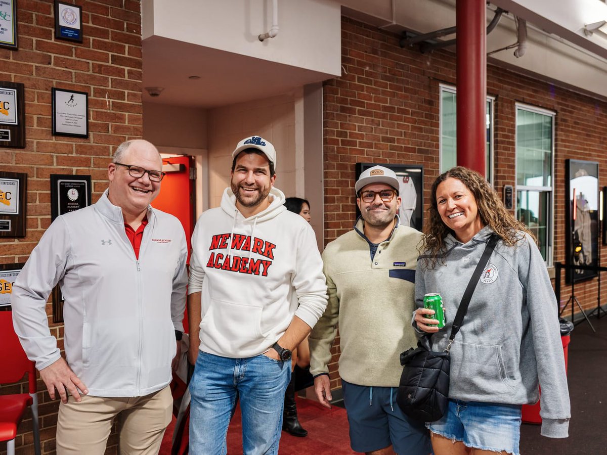 NewarkAcademy's tweet photo. Thank you to everyone who braved the rain and helped make Homecoming such a fun and memorable day! We loved celebrating with you.❤️🖤

Check out the full Homecoming photo album on our Facebook page!

(📸: Erica Moffitt) https://t.co/dCTsgK2226