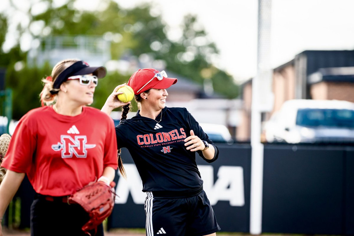 nicholls_sb's tweet photo. Our Staff>>

Happy National Coaches Day! 

#SwordsUp | #GeauxColonels⚔️ https://t.co/xSEE3RoZMQ