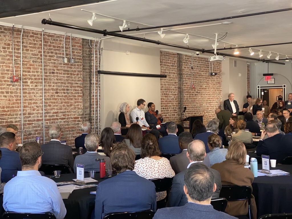 edforwarddc's tweet photo. Great to hear from @HendersonKaya and @ChadAldeman about the challenges and opportunities to continue improving DC's public schools for our students. Thank you to @dcpolicycenter for putting together today's event/conversation and Abigail Smith for moderating. https://t.co/4cTadVQ7GZ