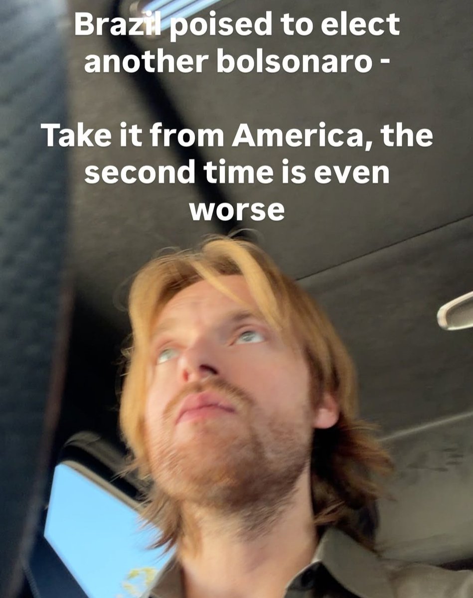 tracklist's tweet photo. FINNEAS comenta sobre as eleições do Brasil em nova atualização:

“O Brasil está prestes a eleger outro Bolsonaro. Acredite em mim, vindo dos Estados Unidos: na segunda vez, é ainda pior.” https://t.co/CdxR1Wn5PM