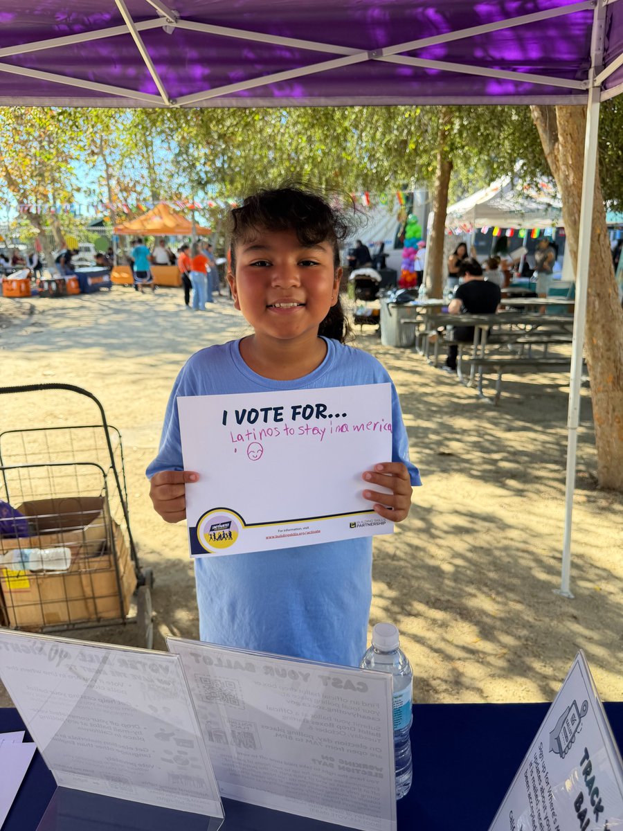 Building_Skills's tweet photo. BSP joined @Lola_Smallwood, @HollyJMitchell, and @SadeElhawary  for their 3rd annual Hispanic Heritage Month Community Event.

We shared our programs and resources with the community. We also asked them why they were voting or activating for the upcoming election. Check out their responses!

We supported voters by verifying their registration statuses and signing up to track their ballot. We shared key election dates and informed attendees on the rights voters in California have. This information helps ensure voters can fully and safely participate in our democracy.

Election Day is Tuesday, November 3. Election day is the last opportunity to cast your ballot. Don’t wait, vote early!

The deadline to register to vote is Monday, October 19. Register to vote or verify your registration status today!

Register to vote / Check your registration status: https://t.co/oQPSK4adwr

Sign up to track your ballot at: https://t.co/hLPtTyIEkm