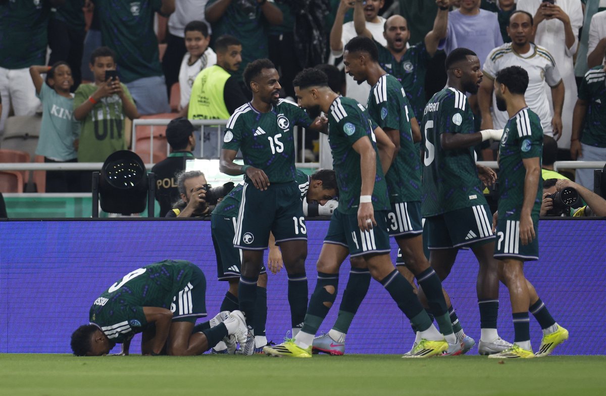 IndyArabia's tweet photo. 🇸🇦 المنتخب السعودي بطلاً لكأس الخليج 27 بعد فوزه على منتخب الإمارات 2-0

#نكمن_في_التفاصيل https://t.co/AQpkBj6d43