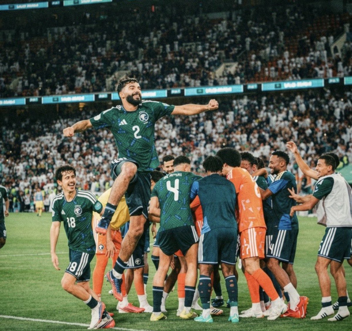 4gjji's tweet photo. الف الف الففففف مبروكككك فررررررررررحه عالميييييه💚💚💚💚😭😭😭😭😭💚💚💚💚 https://t.co/xEeogdZ8Ja