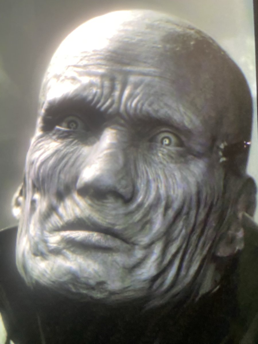 bardignng's tweet photo. @se7enzzzzz She looks manly looking like Mr x from resident evil https://t.co/10G2ygROpP