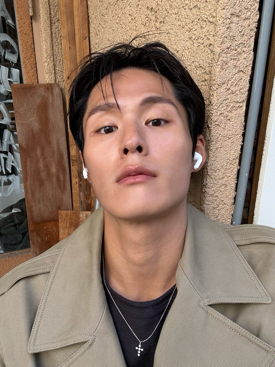 love_0811_u's tweet photo. 💚현기 인스타게시물💚
partin_ee
가을이 왔습니다🍂 https://t.co/LPdnHvD5rD