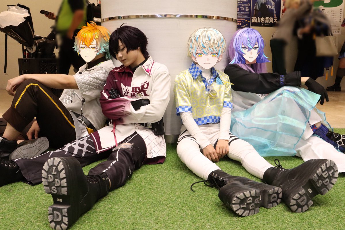 akuta_Cosplay's tweet photo. cos.🌈🕒 🌩️🦒|🤝|🐝🤣|🐙🌟

すみません🤝さん寝ないでもらっていいですか https://t.co/svsOe3PFik