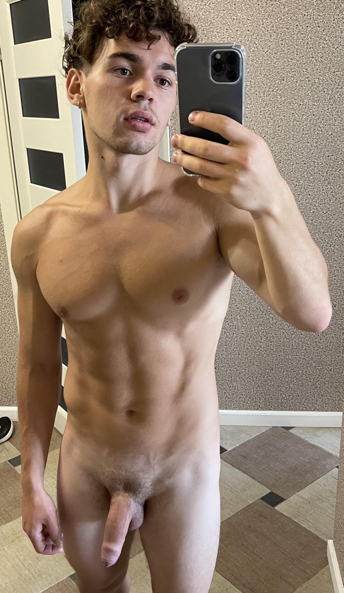 Jahnaland's tweet photo. #gay #nsfw #gaymuscle #cock #hunk #dick https://t.co/0asZNcidMv