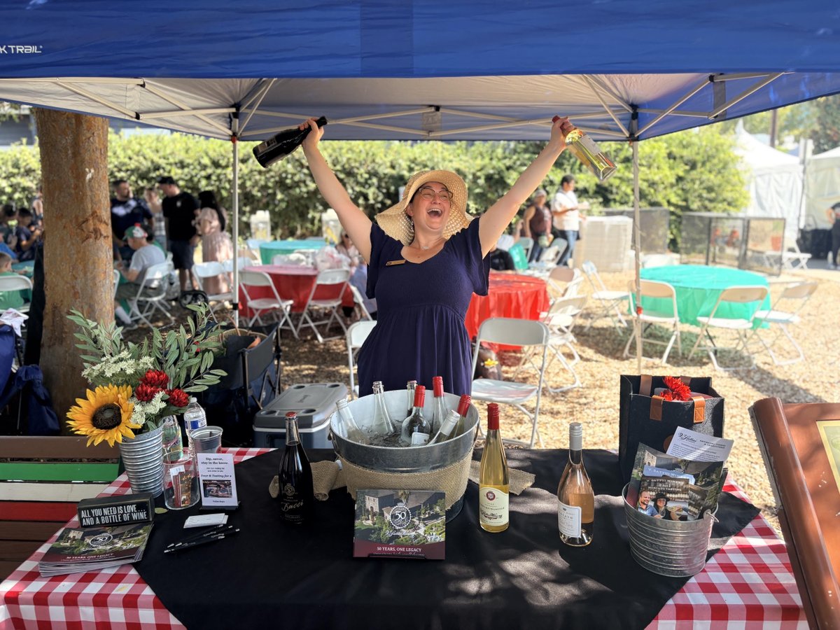 vsattui's tweet photo. Ten years of Little Italy San Jose. Ten years of V. Sattui pouring right alongside them. 🇮🇹🍷

V. Sattui has proudly poured at this festival every single year since it began, and we loved seeing so many new faces discovering (and loving!) our wines this year. https://t.co/UiuuWZL0iS