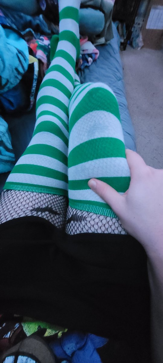 Femboykate5's tweet photo. My thighs feel so cold I need someone to warm them up for me #femboy #thighs #trans https://t.co/Pohk034qji