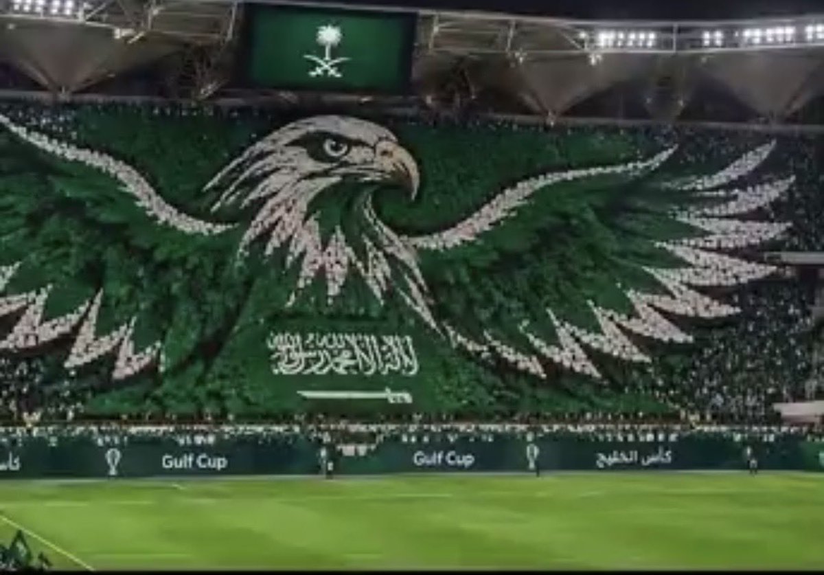 xyaas7's tweet photo. #خليجي٢٧ 

الجميع فائز  في هذه البطوله 

كلنا اخوه واشقاء ابناء بلد واحد 
تجمعنا روابط الصداقة والمحبه
مبروك الاخضر. 
هاردلك المنتخب الاماراتي 

#السعودية_الإمارات https://t.co/DuQq1bCZQ0