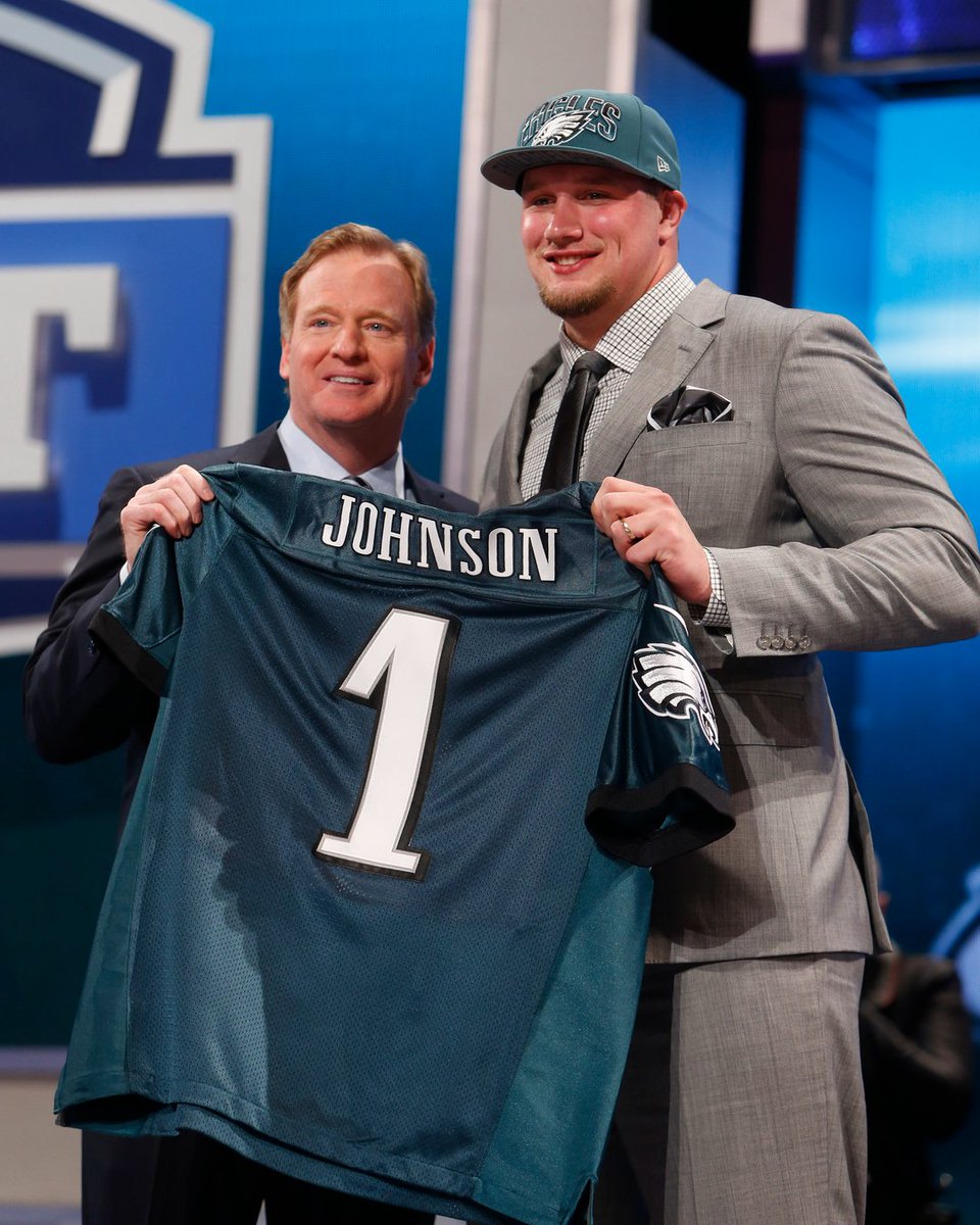 NFL's tweet photo. What a career for @LaneJohnson65 🫡

- 4th overall pick of the 2013 Draft
- 6x Pro Bowler
- 5x All-Pro
- 2x Super Bowl champion https://t.co/s8reWN5Z63
