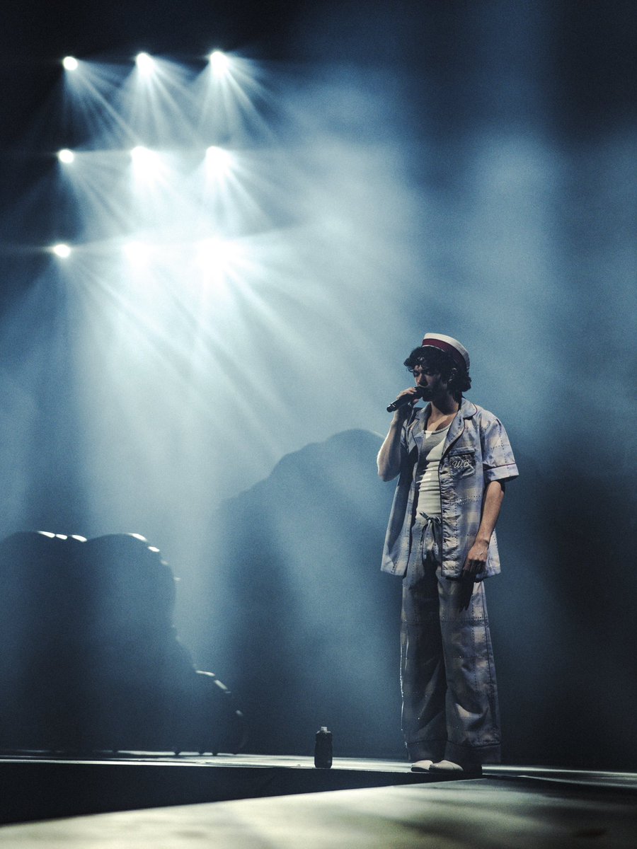 coneworldhq's tweet photo. thank u for a perfect night adelaide!!! only one more wbwt show to go!! 🥹💙 https://t.co/l6LjsvyFuo
