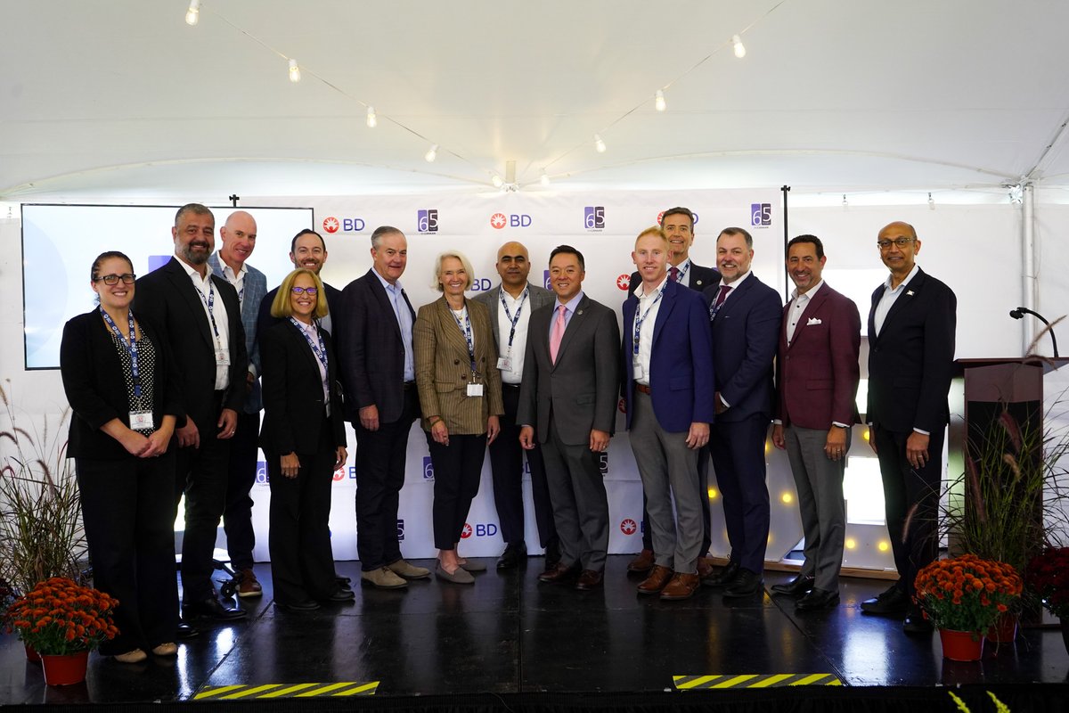 ChrisDipentima's tweet photo. Thrilled to be part of BD's 65th anniversary celebration today. BD has grown from eight employees to 500+, producing billions of life-saving syringes in Canaan every year. Most exciting is what comes next, including a new federal partnership to expand domestic #manufacturing. https://t.co/Wf7J0icjP3