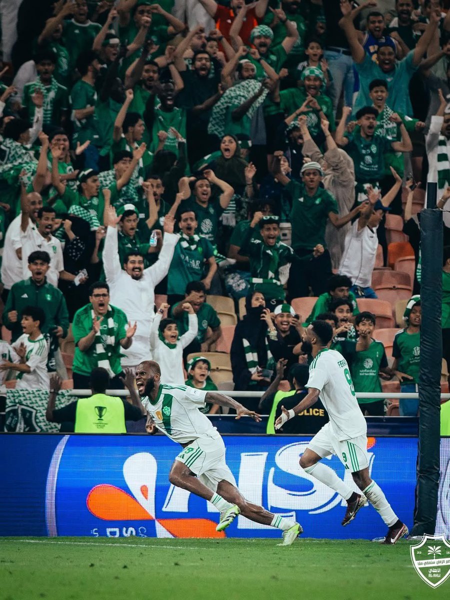 abdulrahman_188's tweet photo. ماذا أقول عن هذا اللاعب ؟!

سجل في نهائي اسيا للشباب 
سجل في نهائي ابطال اسيا النخبة
سجل في نهائي القارات الثلاث 
سجل ترجيحية في نهائي السوبر
سجل في نهائي كاس الخليج 

رجل النهائيات ولاعب من طراز مختلف ماشاء الله تبارك الله ، موسم تاريخي ياكبير 💚🇸🇦

@Frr42_ https://t.co/gD0a4suFX0