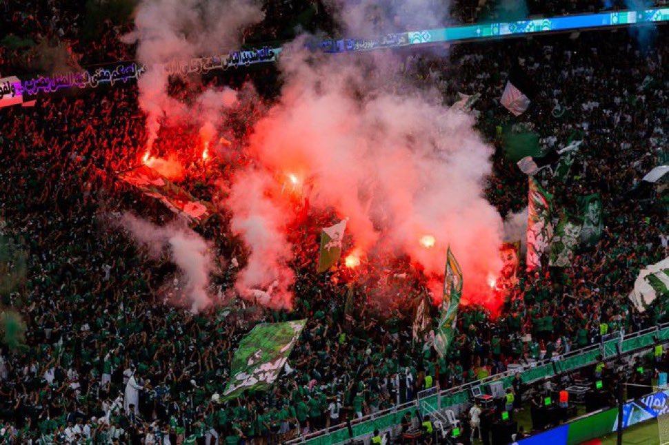 bvzt8's tweet photo. مبروووووك 🇸🇦 🦅 
#السعودية_الامارات #خليجي٢٧ https://t.co/3A7hqT2Nma