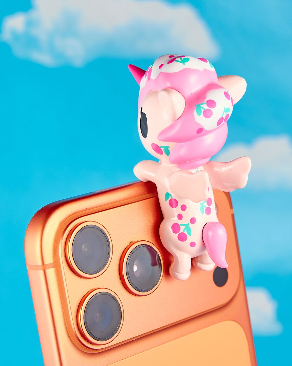 tokidoki's tweet photo. Coming soon! 🍒🍩🍰
#tokidoki https://t.co/fiUXc5MRPK