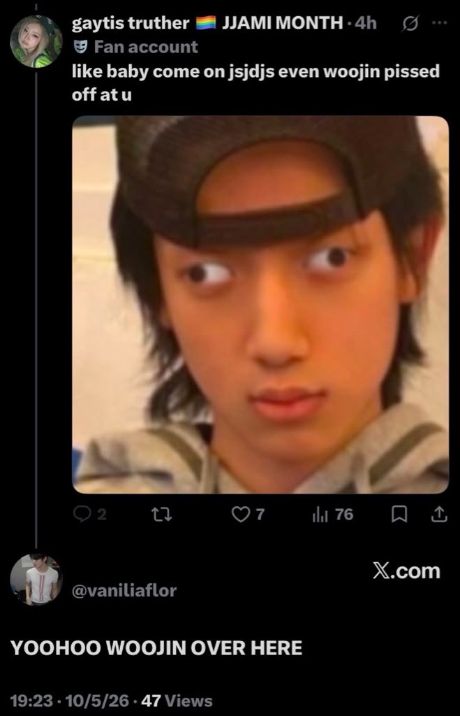 aohyulic's tweet photo. Yoohoo martin over here https://t.co/RXwPTzm3yG