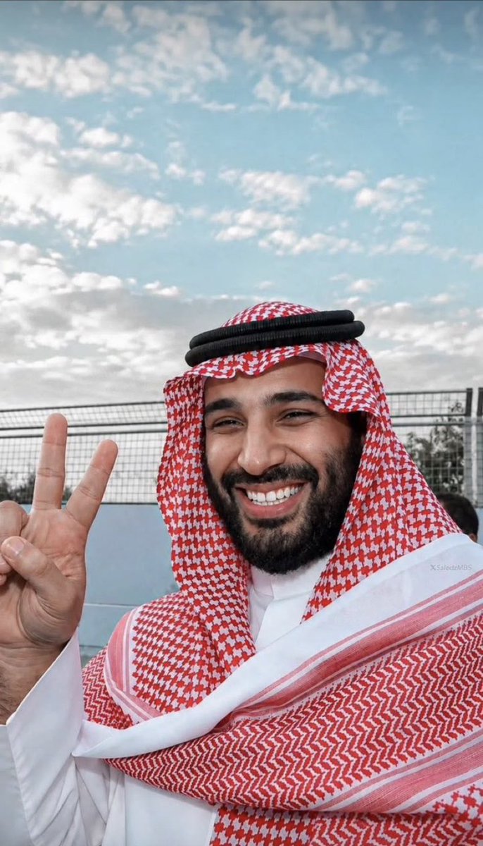 q_almt2's tweet photo. ✌🏼💚
#خليجي٢٧
 #السعودية_الإمارات https://t.co/pkkPztt712