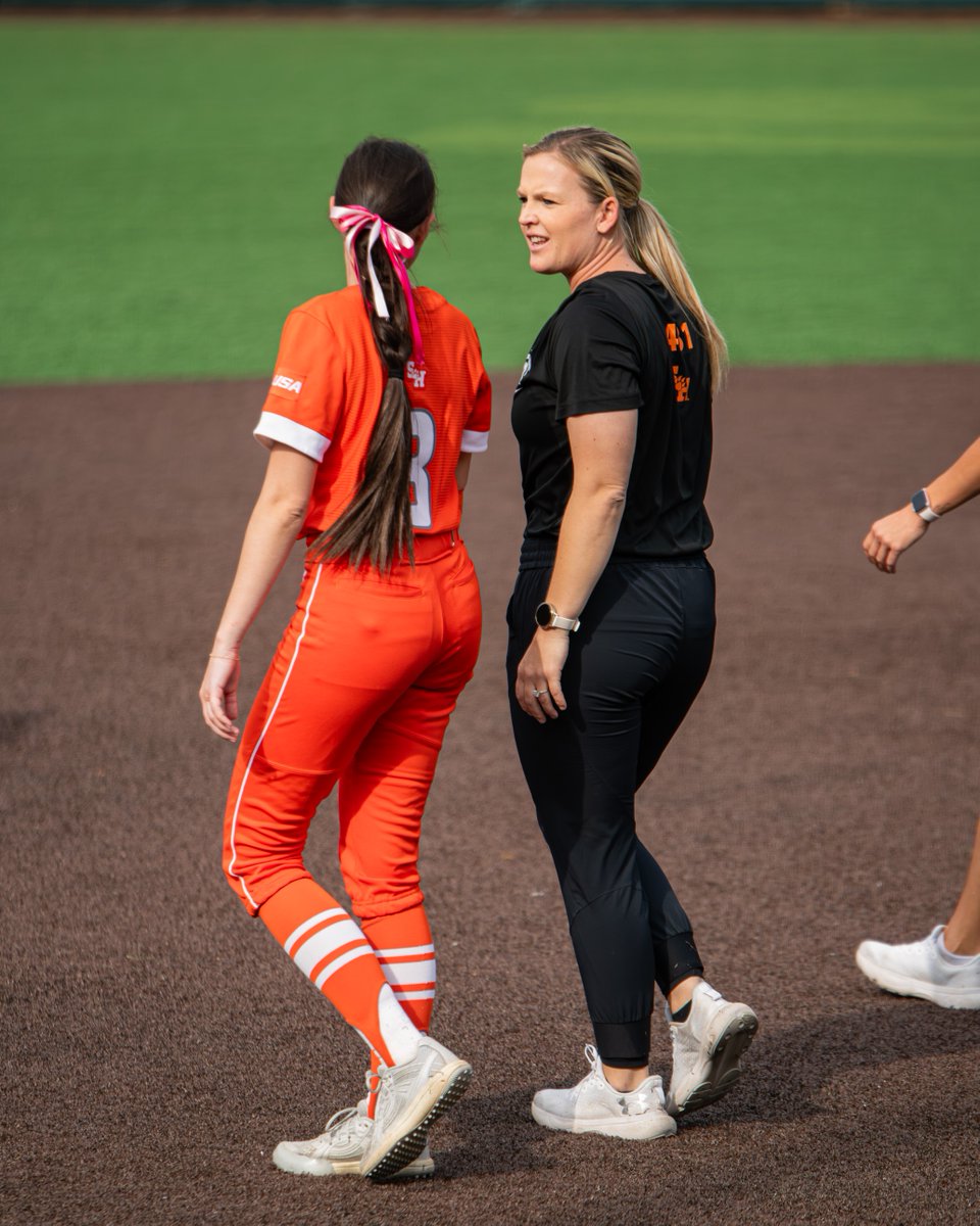 BearkatsSB's tweet photo. A little extra love for our favorite coaches today. Happy #NationalCoachesDay!
#EatEmUpKats | #BePartOfIt https://t.co/TU6jLJmuoQ