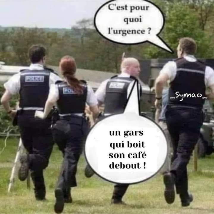 Dalluin_Von_G's tweet photo. @realmarcel1 @LucAuffret Les soirées #Disco de la #BravM, c'est réservé qu'aux seuls #SM les plus aguerris.....Blaireaux à  #Paillettes.... https://t.co/3JbIZlwVB9