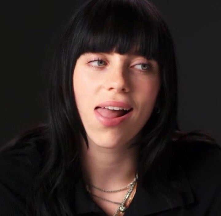 retardedfrog65's tweet photo. The way she stares at ure throbbing cock before choking on it like a good lil slut https://t.co/S7DZc2BZMi