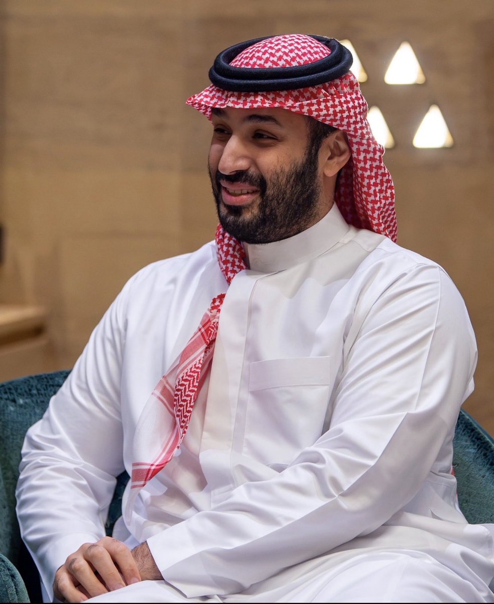 mnfsaud's tweet photo. للهم لك الحمد الله يحفظكم سيدي والف مبروك للشعب السعودي 🇸🇦 مانرمي الا نصيب " 💚

#خليجي٢٧ https://t.co/7YFVPojg6i