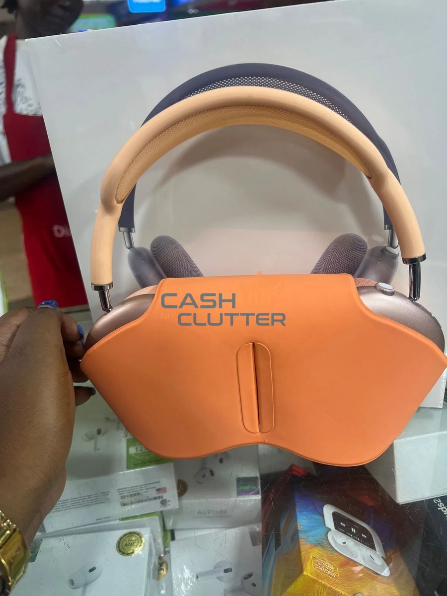cashmyclutter's tweet photo. Just listed: AirPods Max with smart case, brand new and sealed. UGX 350,000.
Great battery, noise canceling,

https://t.co/P45FoG7twb https://t.co/XKef6UMM2w