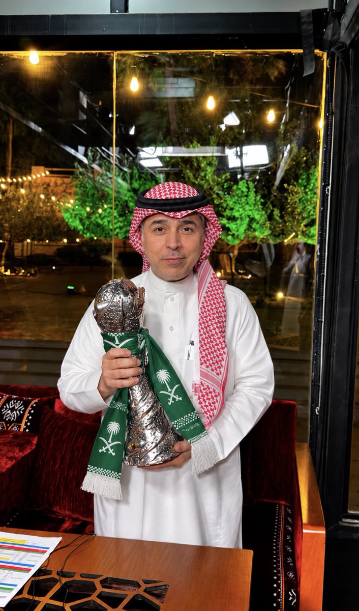 munifalharbi's tweet photo. ▫️ الحمدلله الحمدلله🇸🇦

▫️ الف مبروك لمنتخبنا الوطني السعودي، حظاً أوفر للمنتخب الاماراتي الشقيق.

▫️ مبروك لصقورنا الأبطال، وللجماهير السعودية التي حضرت بفاعلية كبيرة واحتفلت مع نجومها باللقب المستحق.

▫️ بطولة ناجحة ومميّزة تنظيمياً وفنياً وجماهيرياً وإعلامياً.

#خليجي_الديار_العربية27 
#خليجي٢٧