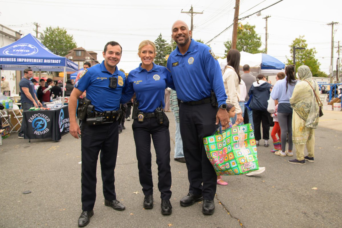 NYPD45Pct's tweet photo. https://t.co/kE69npYYaY