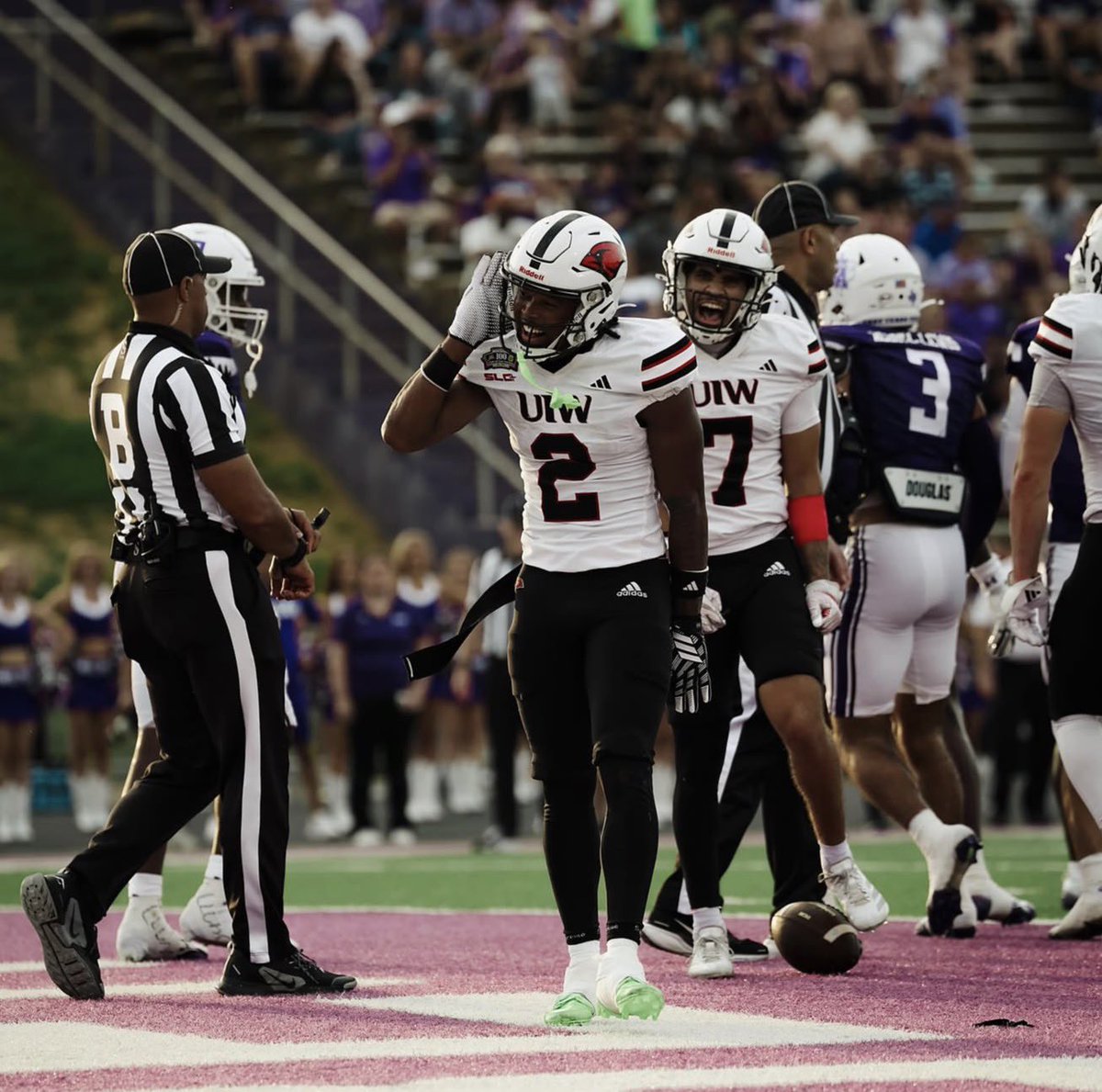 DilonTallie's tweet photo. #AGTG 🙏🏾  After a great conversation with @coachwhiteDP I am blessed to receive an offer from @UIWFootball ‼️ @Ericso1is @CoachLeoHunt @_CoachRuss_ @Coach_Po @TVCCFOOTBALL @JUCOFFrenzy @JuCoFootballACE @JUCOTopTalent @jucoweekly https://t.co/bEug2fpbeG