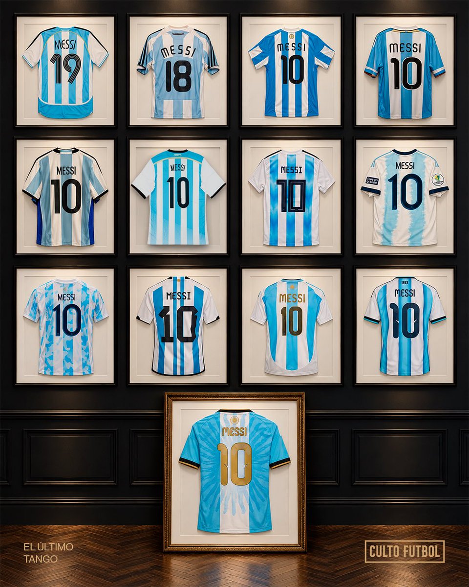 CultoFutbol's tweet photo. Árbitro, no pites el final, que Messi se nos va. 🥲 https://t.co/EQKeRbPBoF