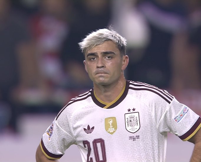 ZongoNyame's tweet photo. Pedri Gonzalez isn't good enough for football https://t.co/XDXFcfhKTW