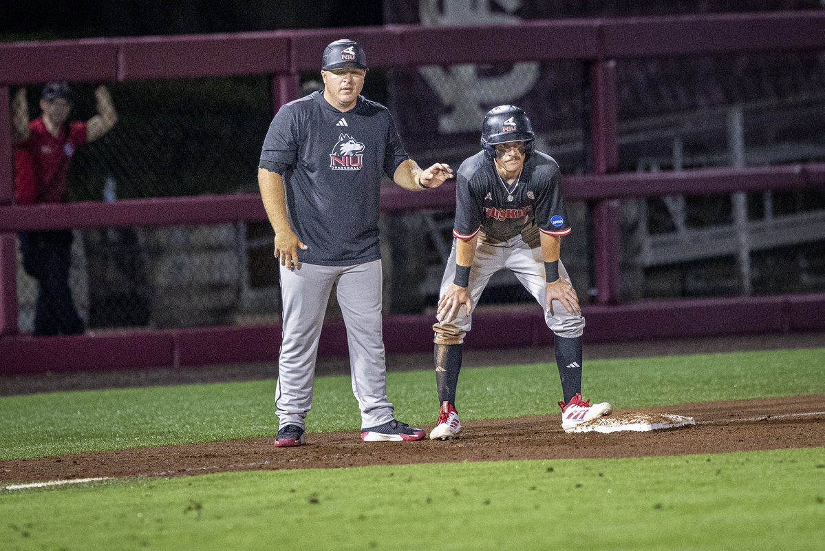 NIU_Baseball's tweet photo. Happy National Coaches Day! https://t.co/5S2pWHtHFM
