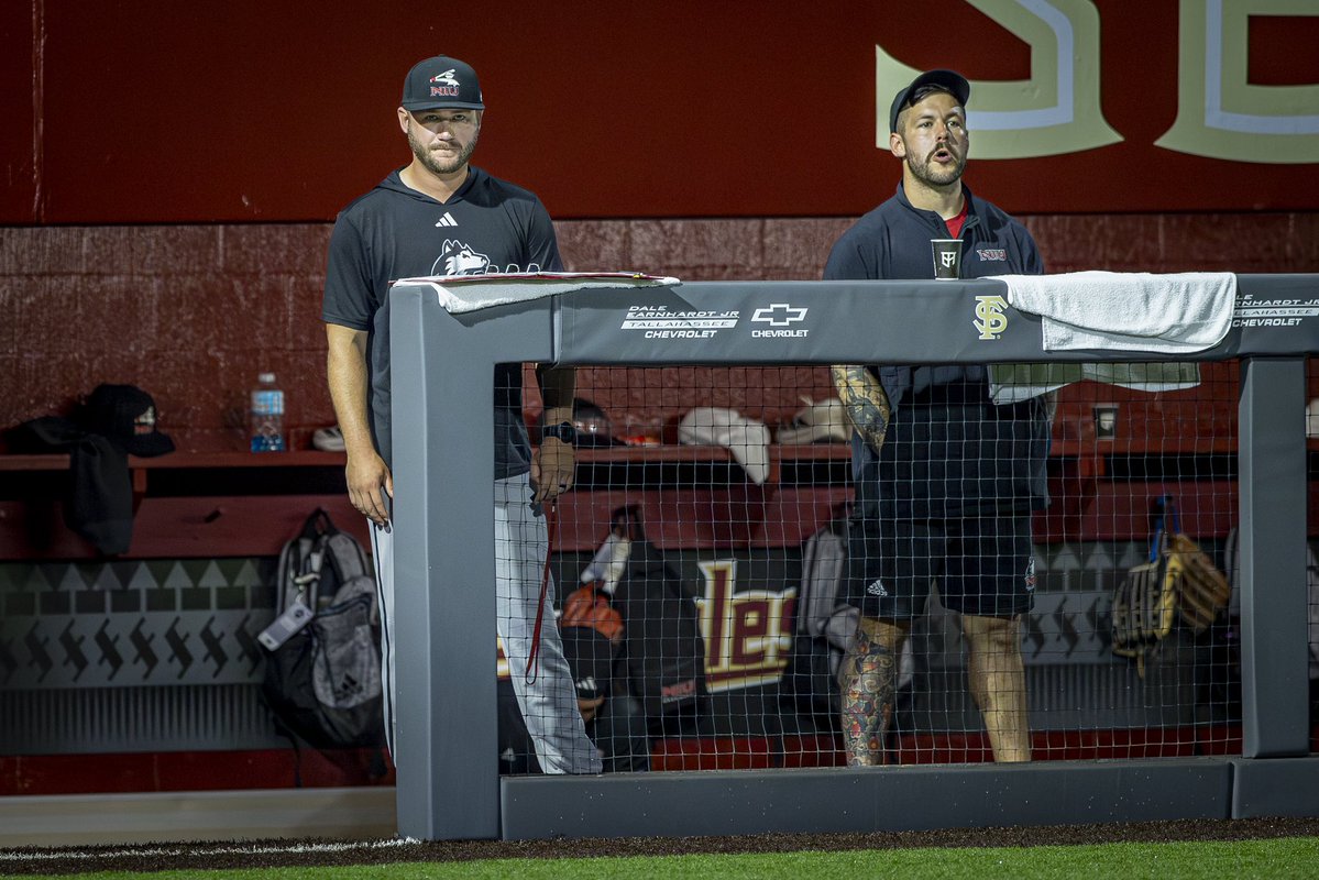 NIU_Baseball's tweet photo. Happy National Coaches Day! https://t.co/5S2pWHtHFM