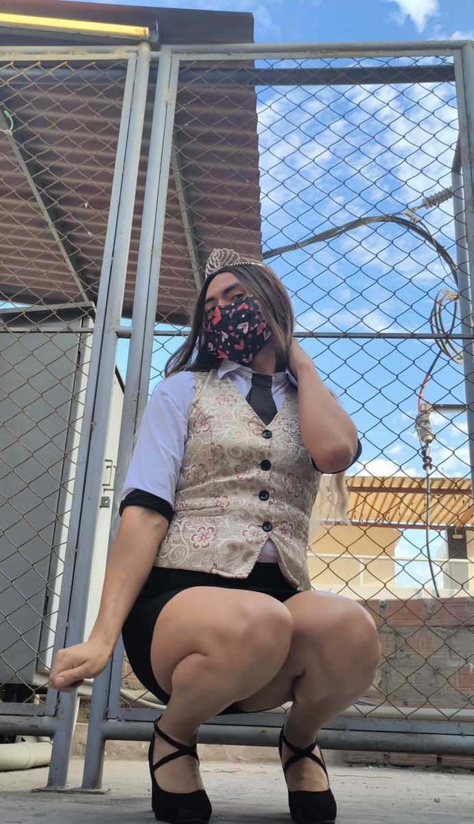 RaysaFemboy's tweet photo. Holli bbs❤️💋
A escondidas en el trabajo 🏳️‍⚧️💋
#travesti #femboy #ladyboy #transexual #sissy https://t.co/okr1upDLR3