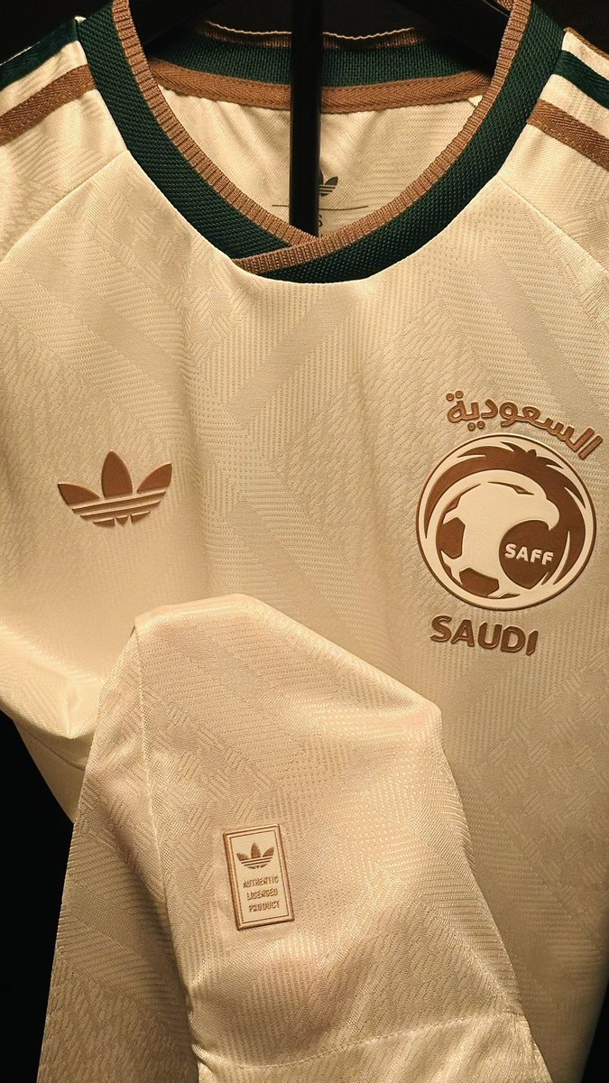 iconstores24's tweet photo. الفففف مبروووووووووك الفوز لمنتخبنا 💚🇸🇦

وبمناسبة تحقيق كاس الخليج 2027 🏆
سحب على تيشيرت المنتخب السعودي 🔥💚

تابع حسابنا @iconstores24 
اكتب اي شي بالمنشن

بالتوفيق للجميع 💚
#خليجي٢٧ | #هذا_الأخضر https://t.co/70S8TJ0o7c