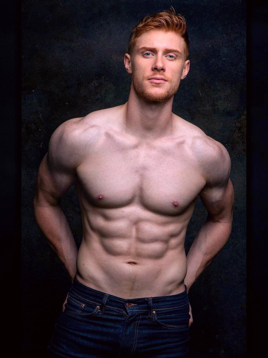 AdamSam30's tweet photo. Max Parker 🥵 https://t.co/Y8TFKHJbvH