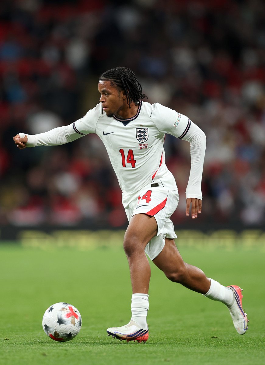 LFC's tweet photo. A second competitive #ThreeLions appearance for Rio tonight! 💫🦁 https://t.co/bEfFfdSxWK