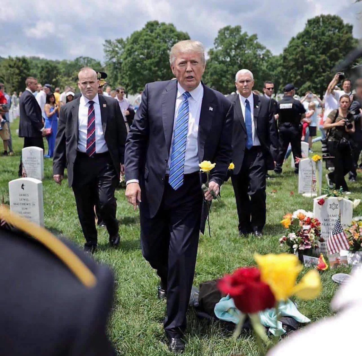 Gianl1974's tweet photo. During preparations for a 2018 military parade, Trump told staff not to include wounded veterans because he felt amputees did not "look good" for him.

After a ceremony where Captain Luis Avila— a severely wounded Army officer — sang “God Bless America," Trump told then-Chairman of the Joint Chiefs of Staff Mark Milley, “Why do you bring people like that here? No one wants to see that, the wounded.”

A five-time draft-dodger said that.

Thank you to ALL veterans — regardless of political affiliation or limb status. 

You deserve a president who respects you.