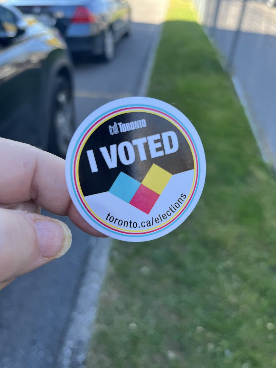 shelleylaskin's tweet photo. #IVoted https://t.co/gTiKk5K3ku