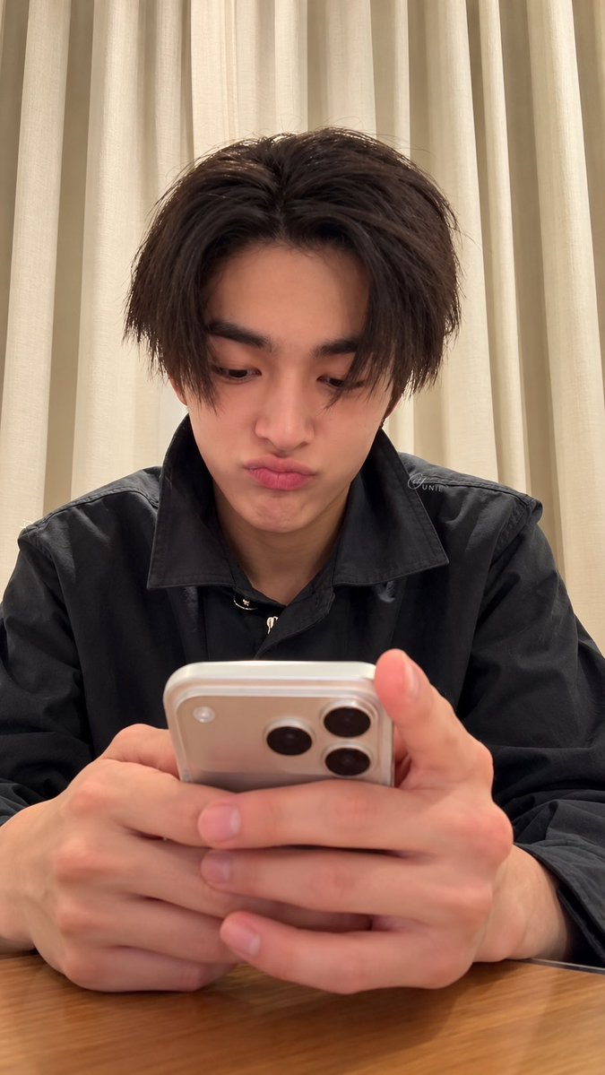 GanYunie's tweet photo. Goodnight Cutie 💤🌙

#KEONHO #건호 #CORTIS #코르티스 https://t.co/EeZKcVH2YR