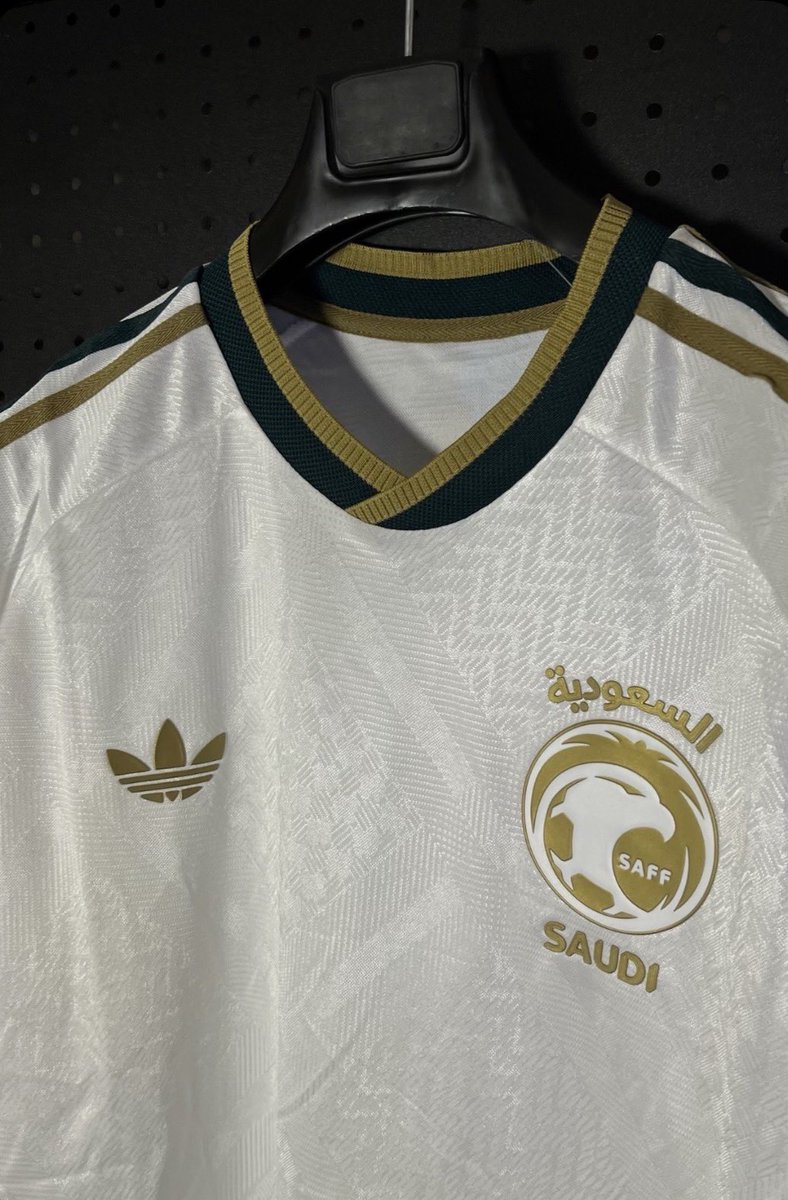 N_AFC8's tweet photo. بمناسبة فوز المنتخب ب كاس الخليج 27 هدية بسيطة تيشيرت من اختياركم اياً كان

اضافة حسابي 
اضافة حساب الراعي @N10sportsa 
اذكر الله بالمنشن https://t.co/S1g1klCH3L