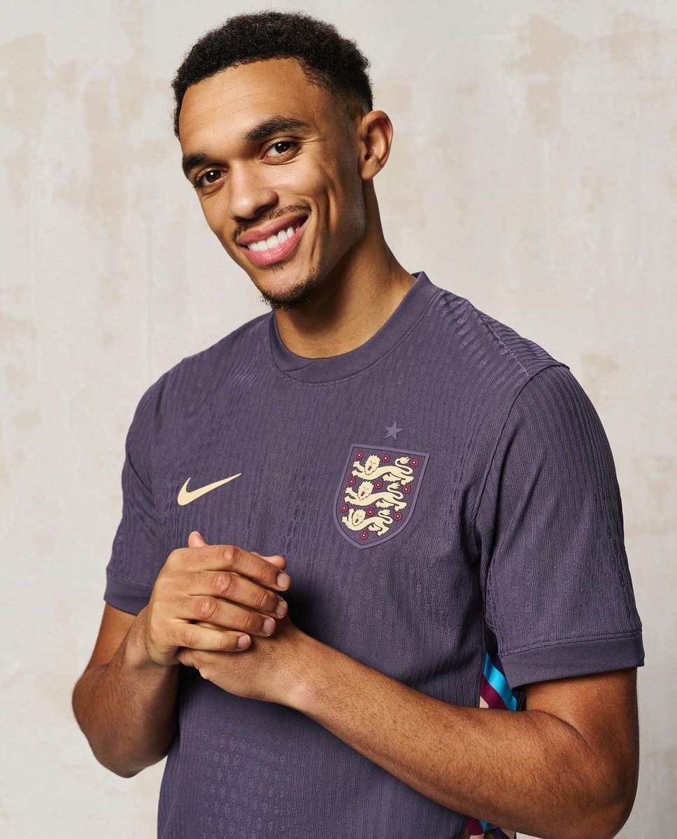 theMadridZone's tweet photo. 🏴󠁧󠁢󠁥󠁮󠁧󠁿 International Break over for Trent:

2 starts, 1 assists, 0 goals conceded.

Back to Madrid. 🔜 https://t.co/5LRFEQptXf