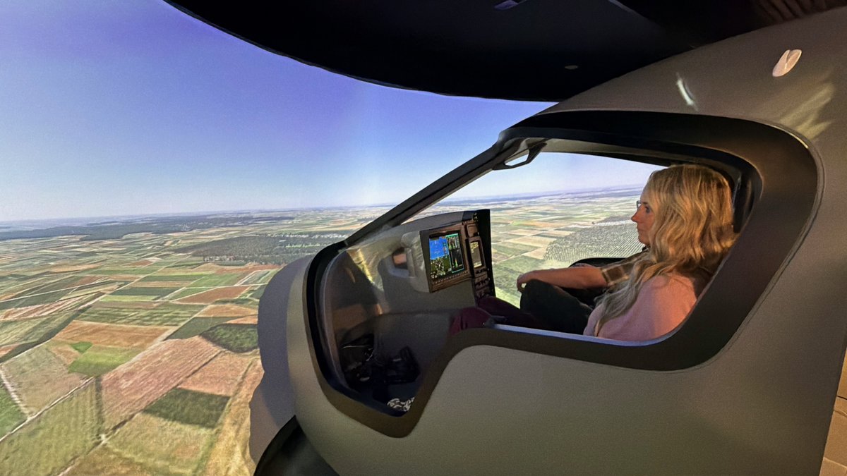OhioDevelopment's tweet photo. Visiting the National Advanced Air Mobility Center of Excellence @naamce in (where else) the birthplace of aviation!
This afternoon, Director @LydiaMihalik toured the facility, which hosts the nation's only integrated build-test-fly ecosystem. https://t.co/SK9AaKwNYC